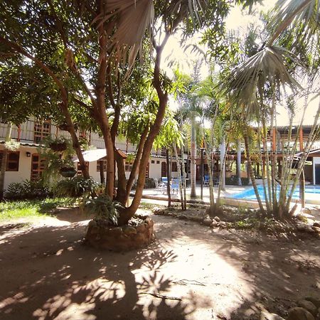 Hostal Luz De Luna Паломино Экстерьер фото